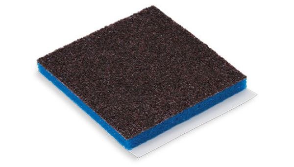 Tip Cleaner 5cm x 5cm with Adhesive and Radiopaque Strip hospital requirements